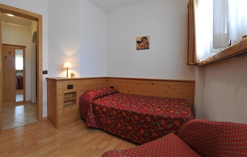 Aparthotel Tana Della Volpe Lavarone Exterior foto
